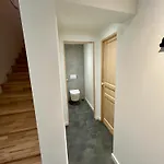 Holiday home Maison Cosy Avec Sauna En Montagne Saint-Jacques-des-Blats