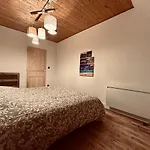Maison Cosy Avec Sauna En Montagne * Saint-Jacques-des-Blats